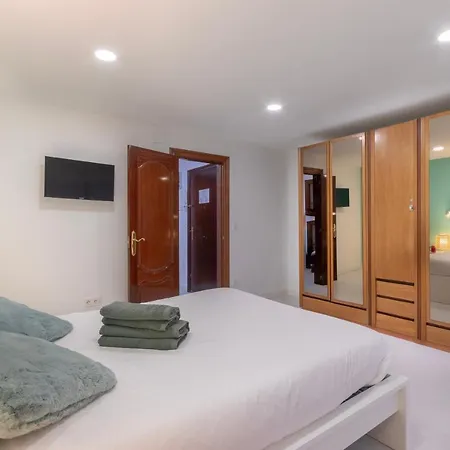 Old Town Iii Apartment *